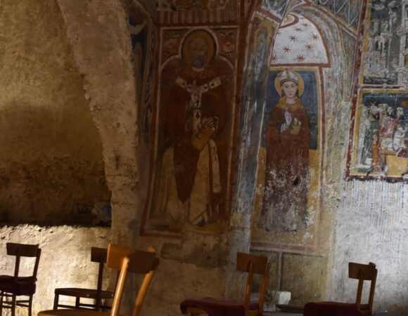 arte rupestre andria chiesa di Santa Croce